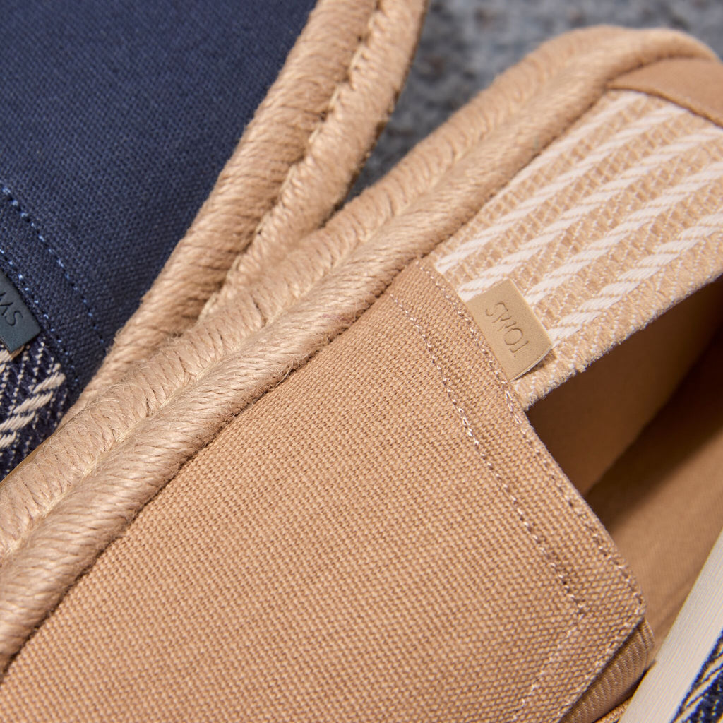Up close detail shot of the oatmeal stripe of the Alpargata Rope 2.0 espadrille